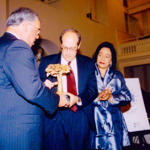 Dr. Charles Jacobs receives the Boston Freedom Award from Coretta Scott King and Mayor Tom Menino — September 18, 2000.